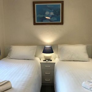 Twin Room Smoking